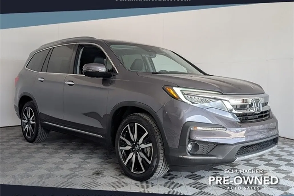 2022 Honda Pilot Touring photo 1