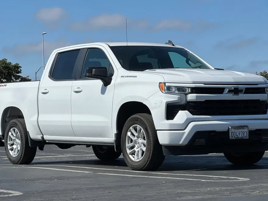 2022 Chevrolet Silverado 1500 RST photo 1
