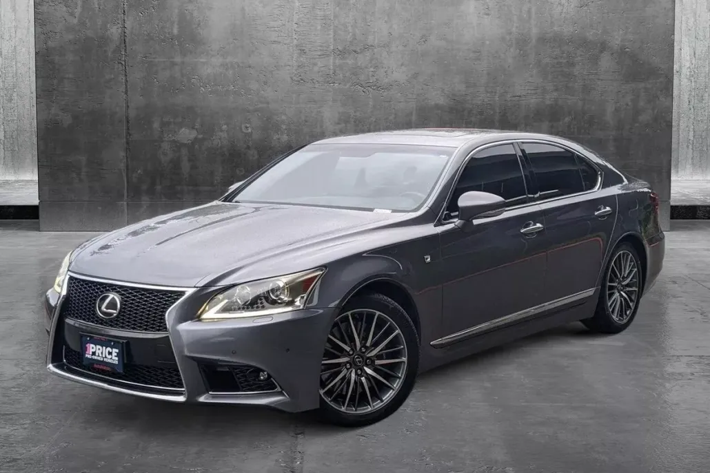 2013 Lexus LS 460 photo 1