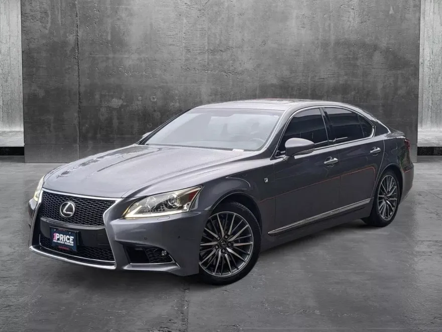 2013 Lexus LS 460 photo 1