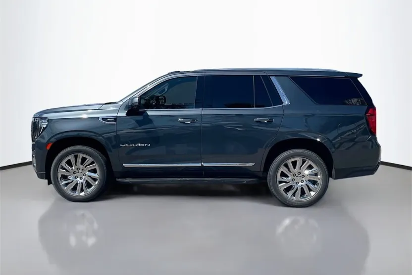 2021 Gmc Yukon SLT photo 1