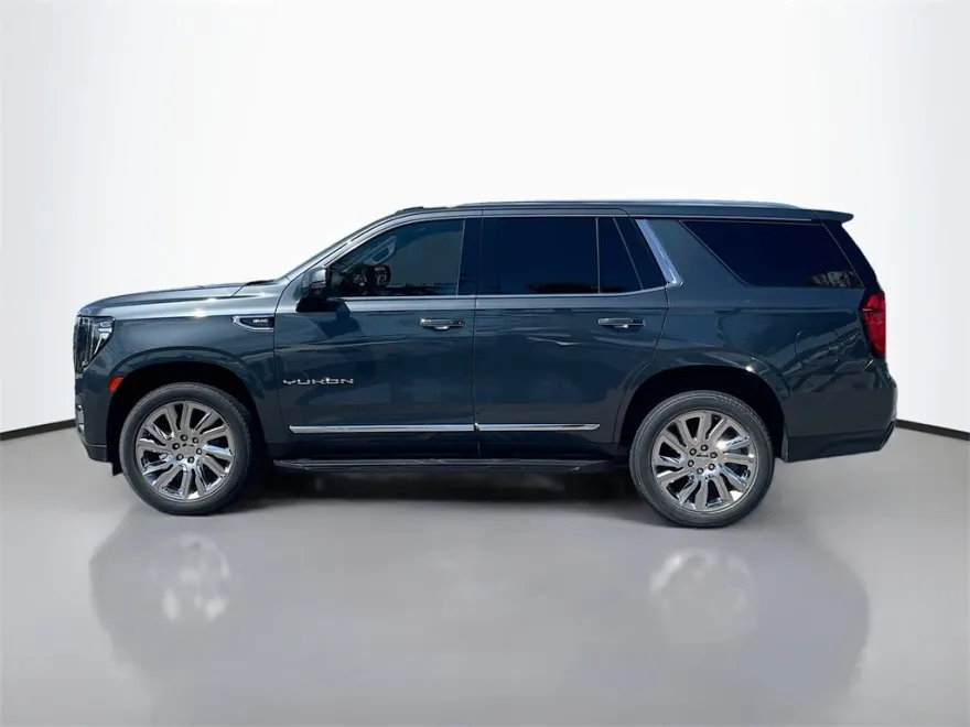 2021 Gmc Yukon SLT photo 1
