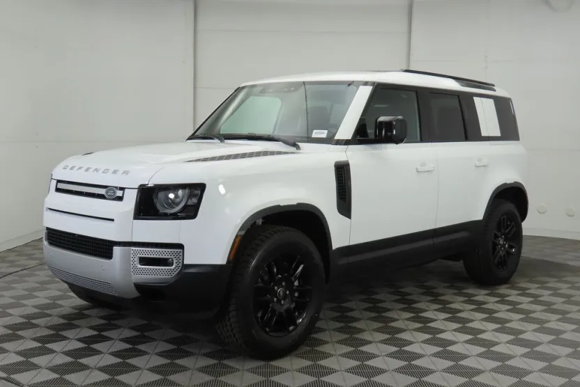 2025 Land Rover Defender 110 S photo 1