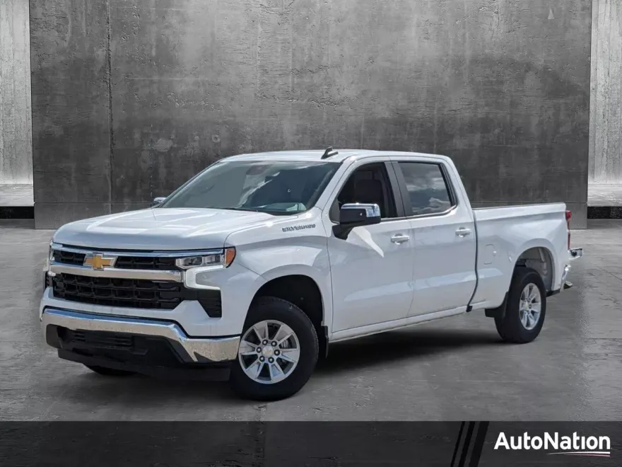 2025 Chevrolet Silverado 1500 LT photo 1