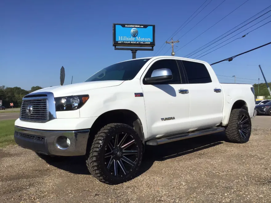 2012 Toyota Tundra SR5 photo 1