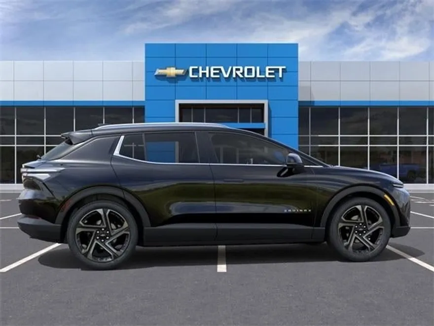 2026 Chevrolet Equinox EV 1LT photo 1