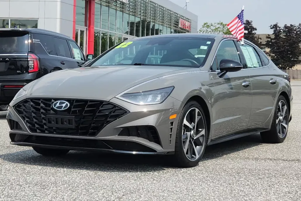 2022 Hyundai Sonata SEL Plus photo 1