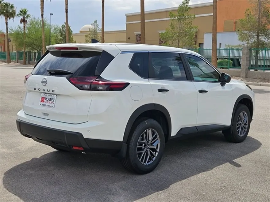 2026 Nissan Rogue S photo 1