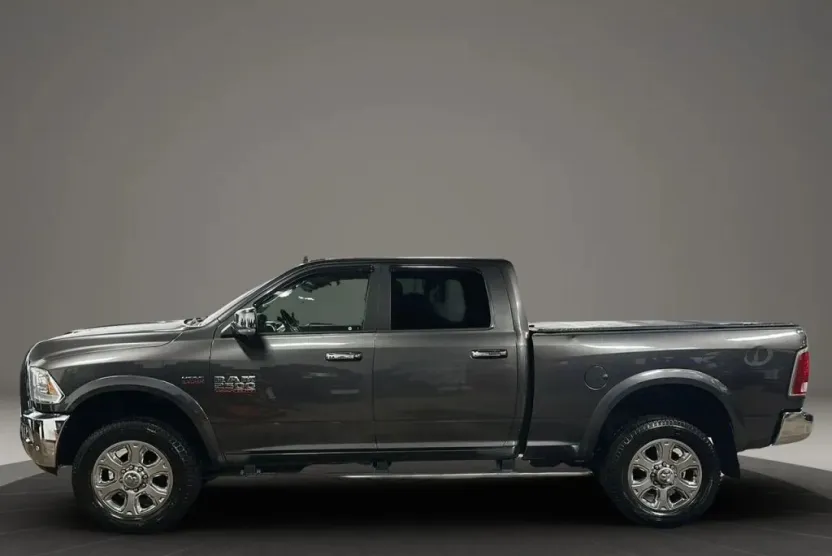 2016 Ram 2500 Laramie photo 1