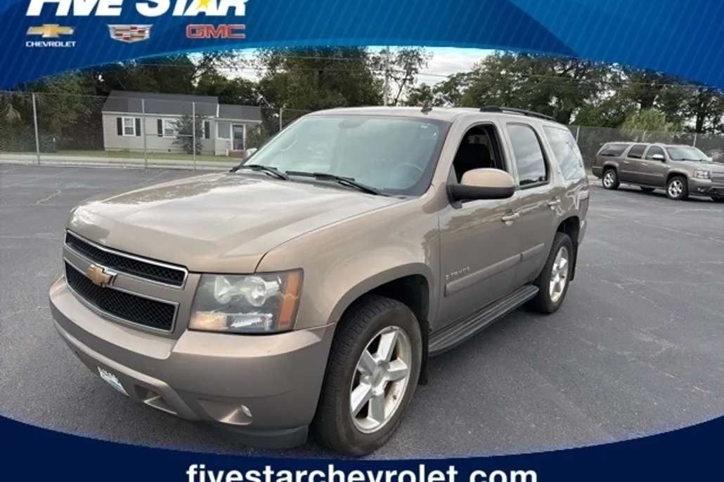 2007 Chevrolet Tahoe LTZ photo 1