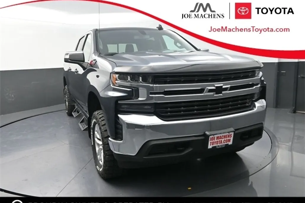 2020 Chevrolet Silverado 1500 LT photo 1