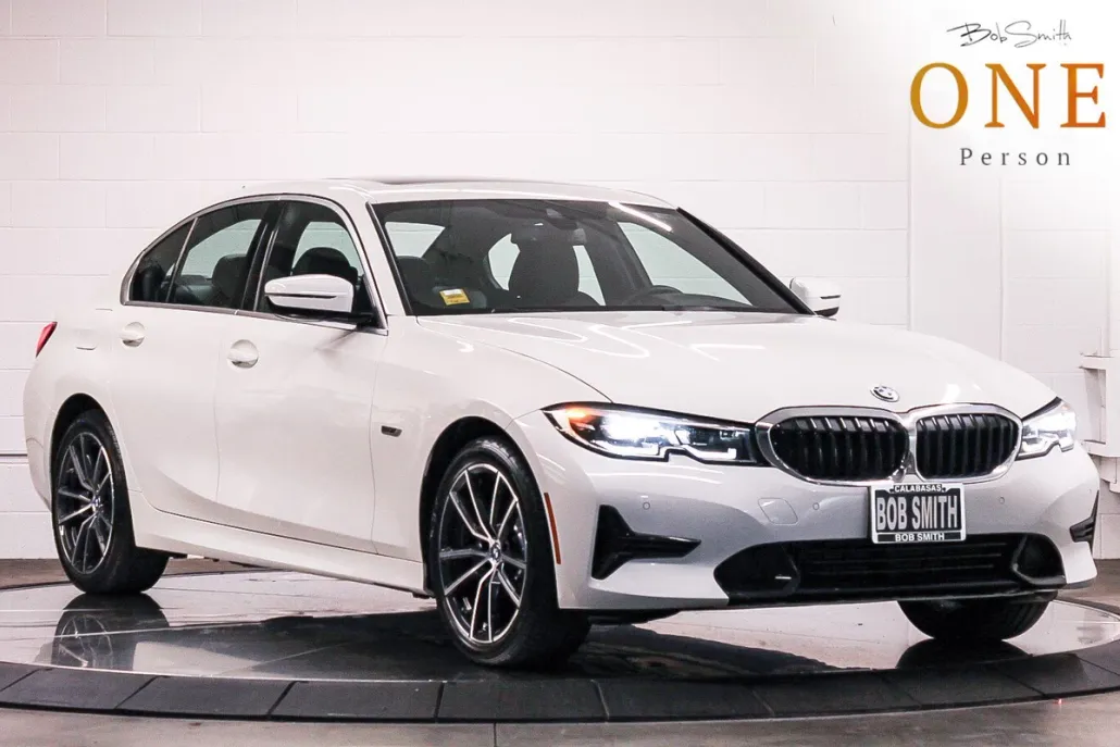 2022 Bmw 330e 3-Series photo 1