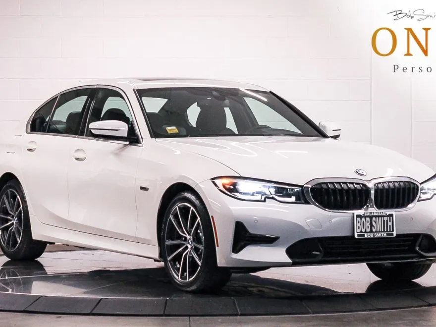 2022 Bmw 330e 3-Series photo 1