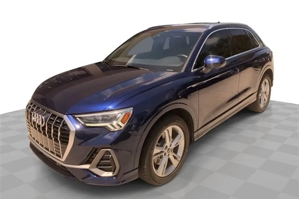 2023 Audi Q3 Premium Plus 45 TFSI S line photo 1