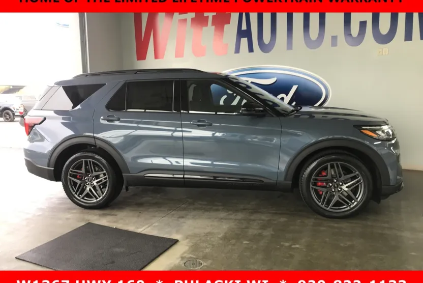 2025 Ford Explorer ST photo 1