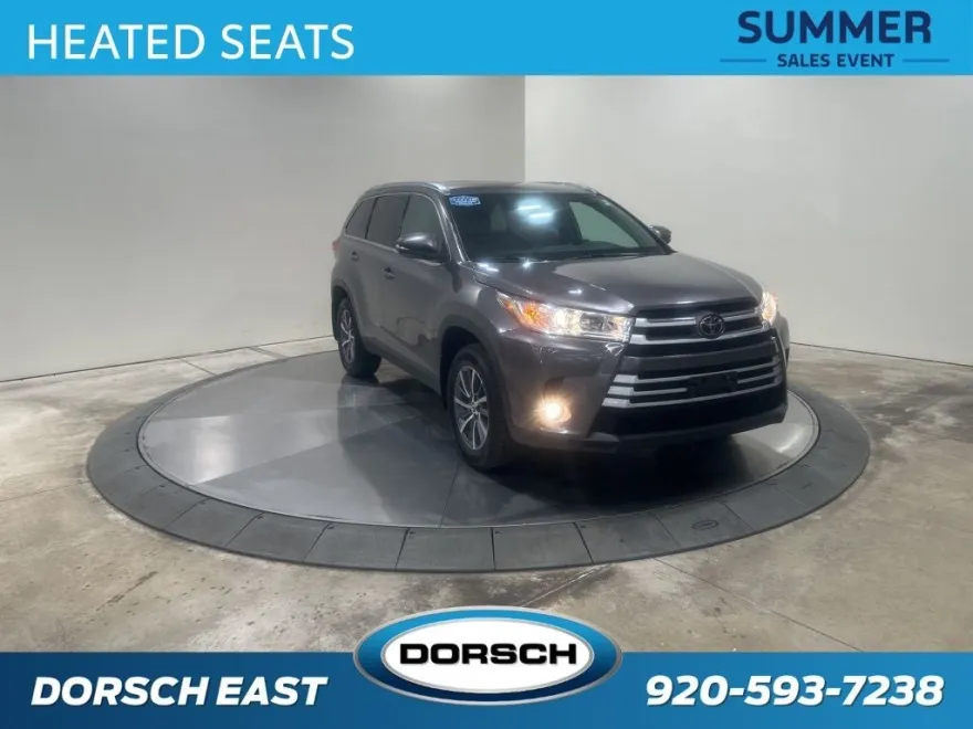 2019 Toyota Highlander XLE photo 1