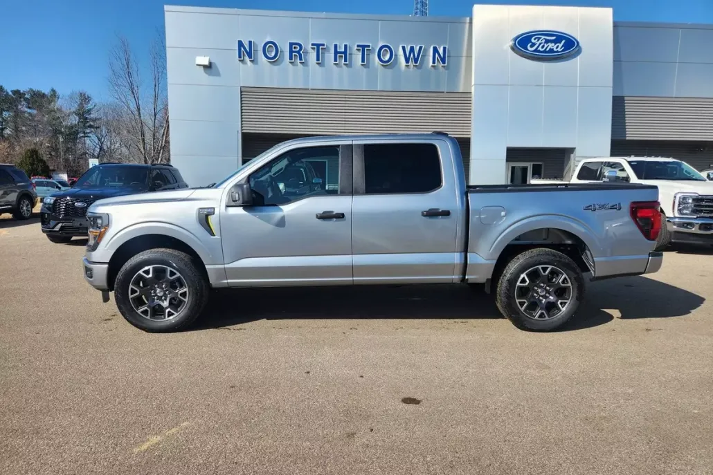 2025 Ford F-150 STX photo 1