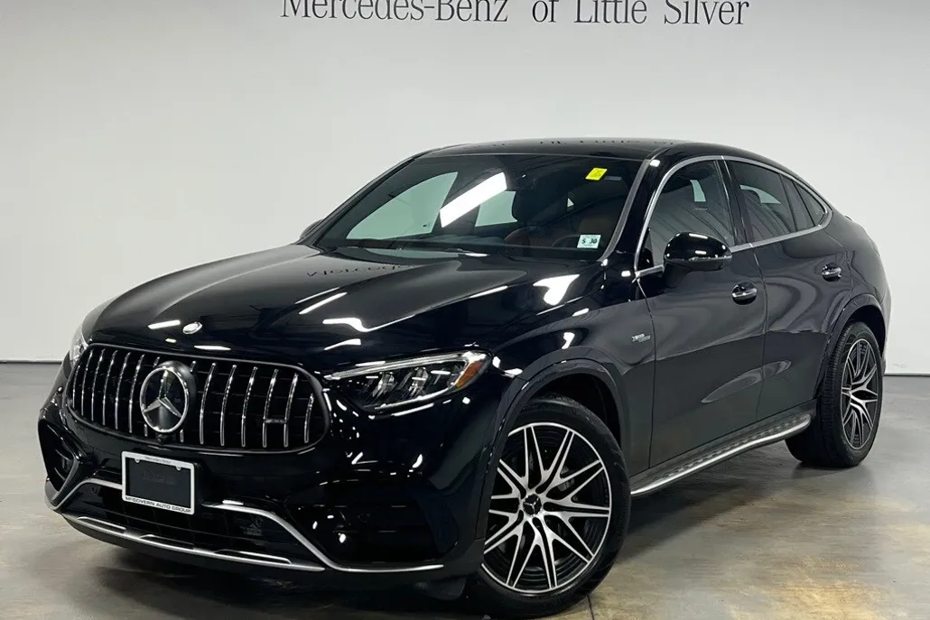 2025 Mercedes Benz GLC 43 AMG 4MATIC photo 1