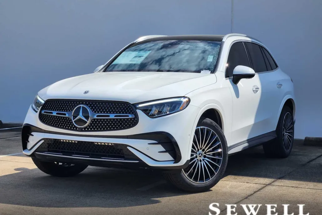 2026 Mercedes Benz GLC 300 photo 1