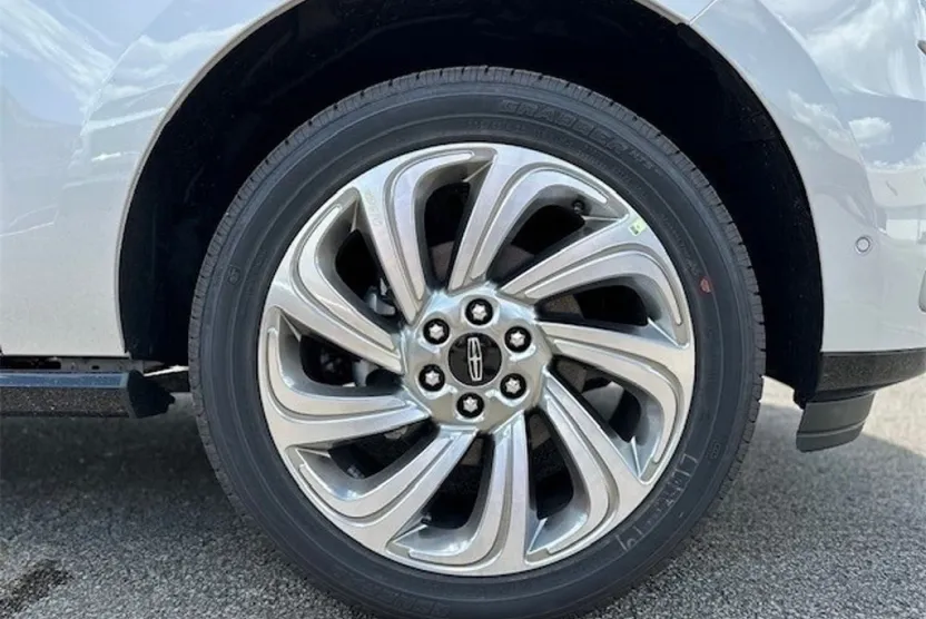 2024 Lincoln Navigator L Reserve photo 1