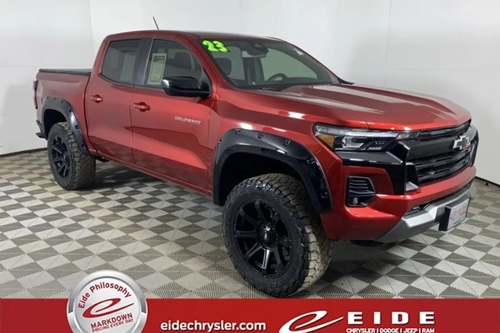 2023 Chevrolet Colorado Z71 photo 1