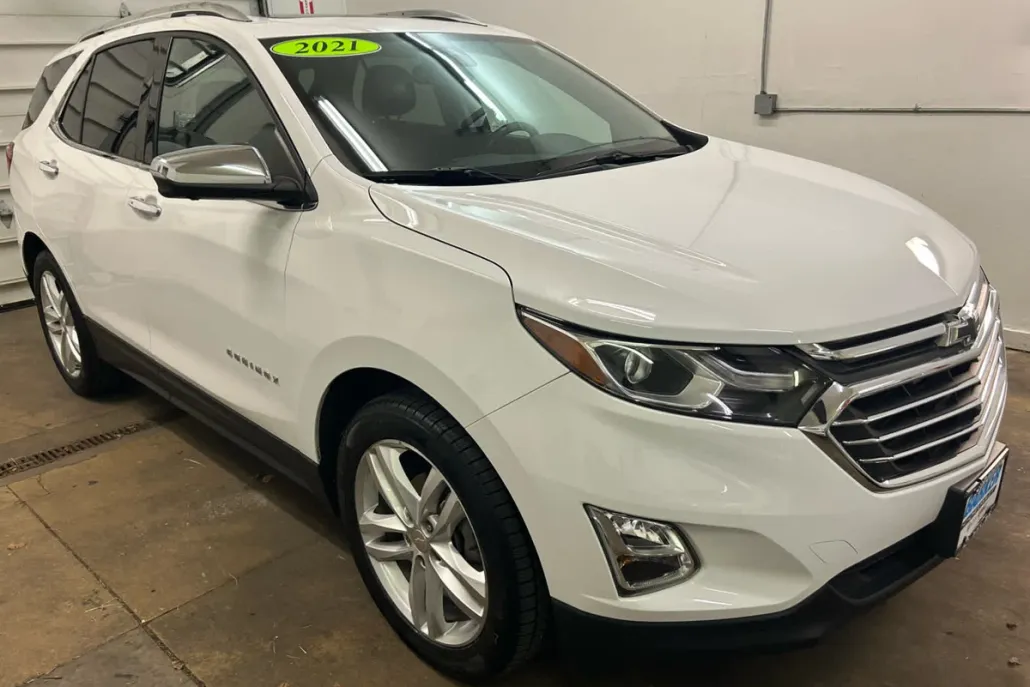 2021 Chevrolet Equinox Premier photo 1