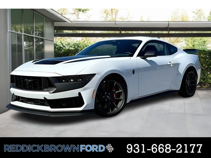 2025 Ford Mustang Dark Horse photo 1