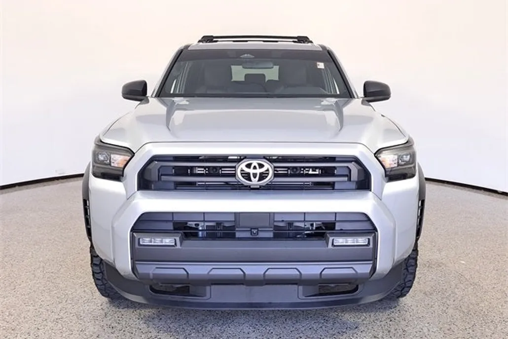2025 Toyota 4Runner SR5 photo 1