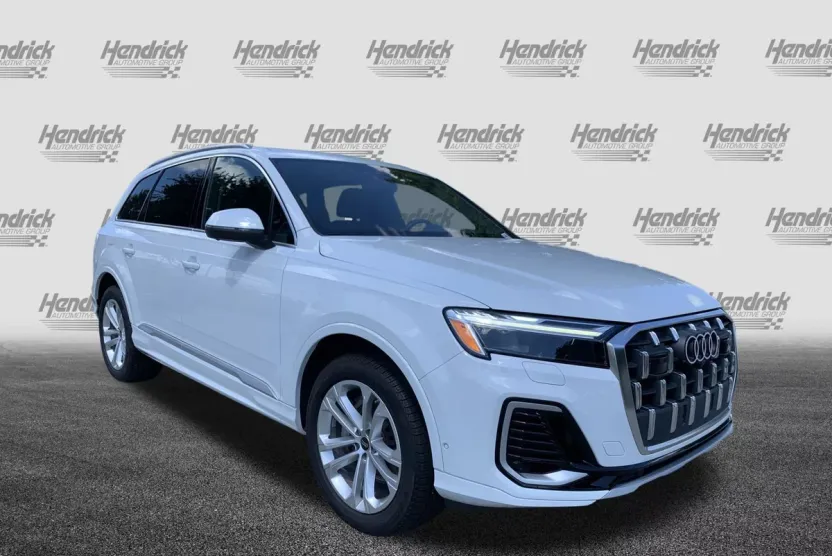 2025 Audi Q7 Premium Plus photo 1
