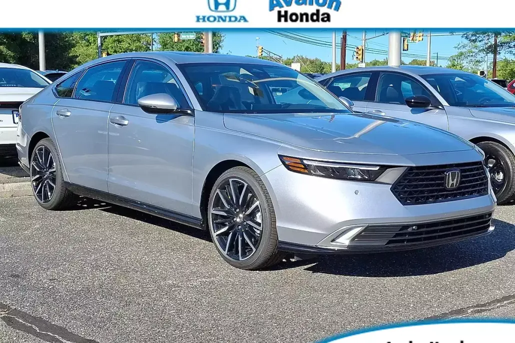 2025 Honda Accord Hybrid Touring photo 1