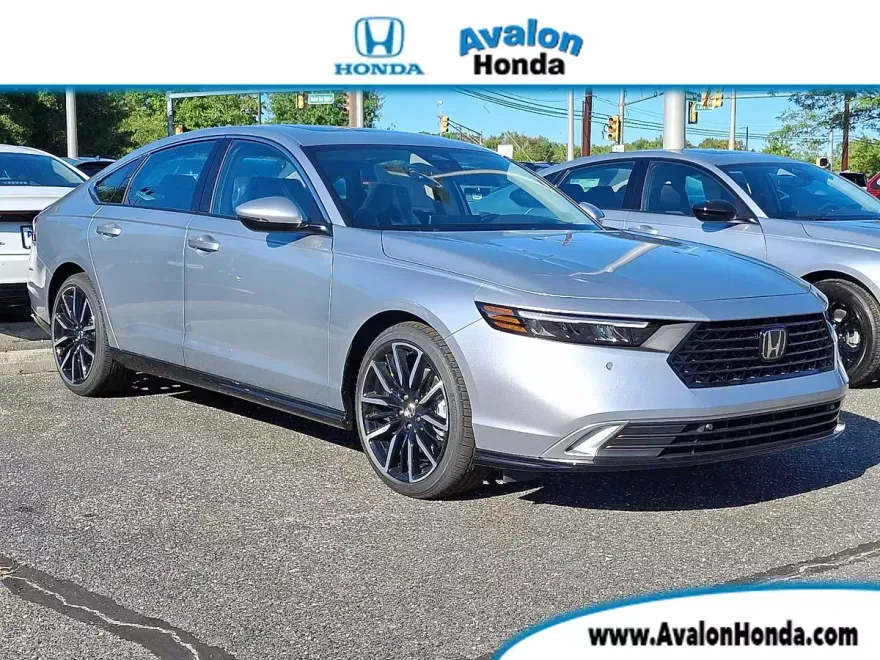 2025 Honda Accord Hybrid Touring photo 1