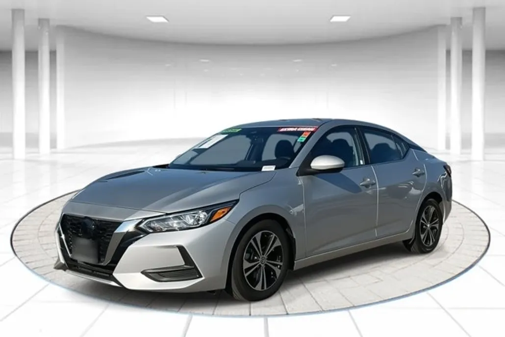 2022 Nissan Sentra SV photo 1