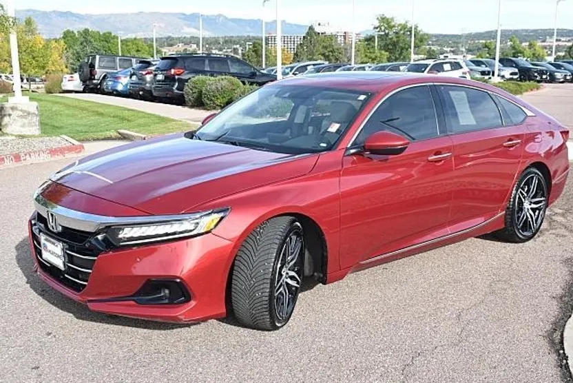 2021 Honda Accord Touring photo 1