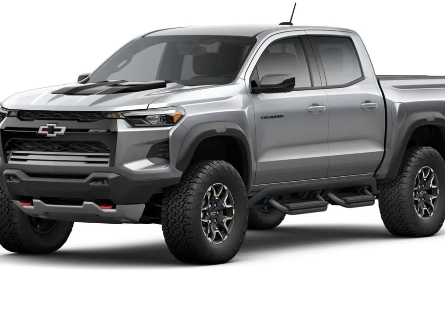 2025 Chevrolet Colorado ZR2 photo 2