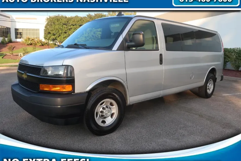 2020 Chevrolet Express LS 3500 photo 1