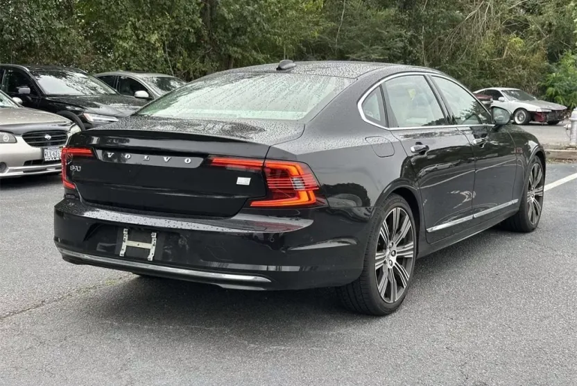 2021 Volvo S90 T8 Inscription photo 1