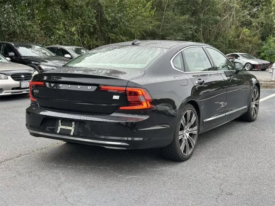2021 Volvo S90 T8 Inscription photo 1