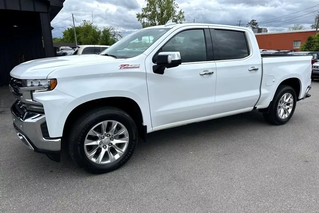 2021 Chevrolet Silverado 1500 LTZ photo 1