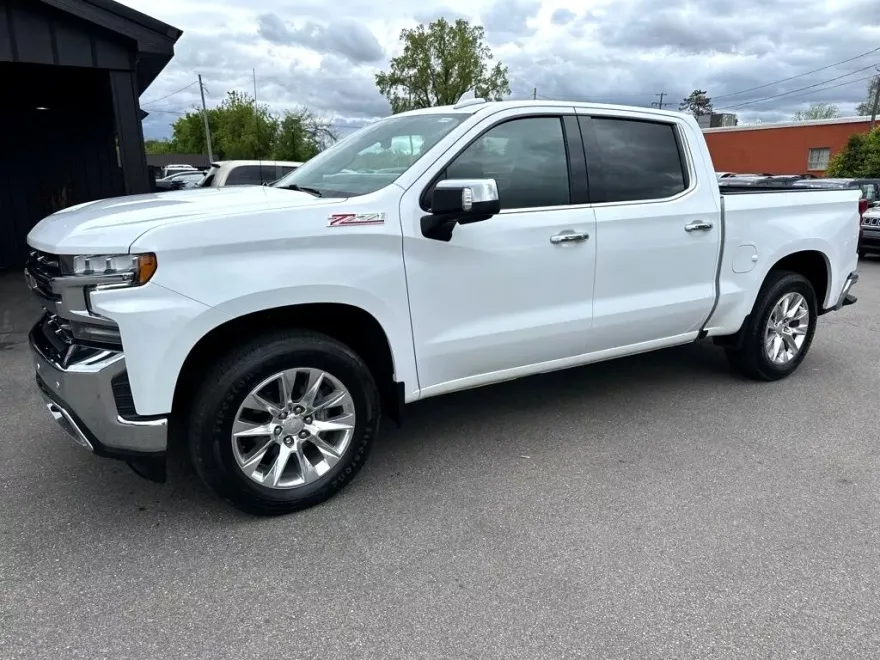 2021 Chevrolet Silverado 1500 LTZ photo 1