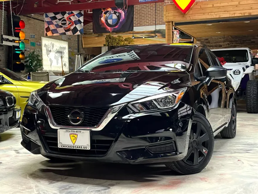 2021 Nissan Versa S photo 1