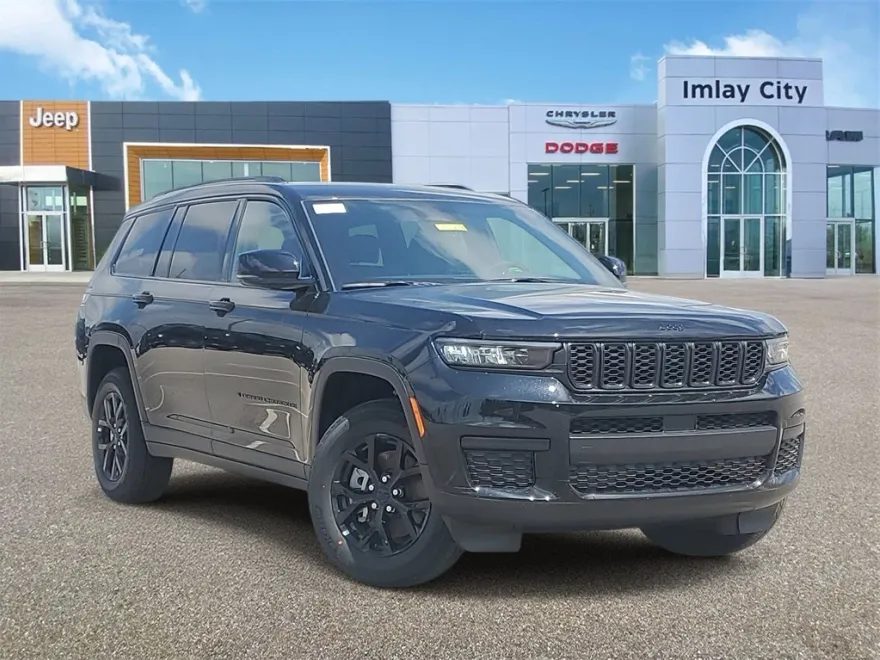 2025 Jeep Grand Cherokee Altitude photo 1