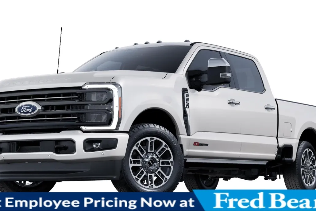 2025 Ford F-250 Platinum photo 1