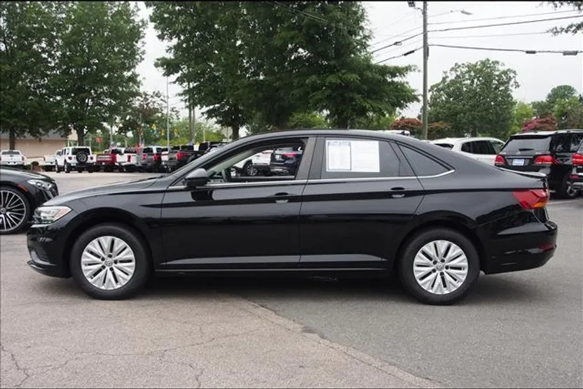 2019 Volkswagen Jetta S photo 1