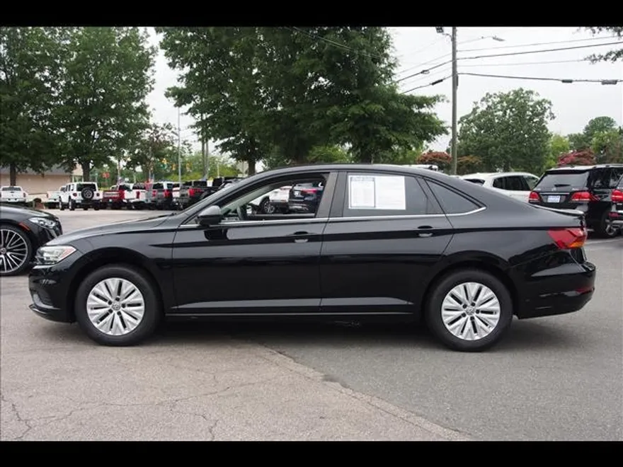 2019 Volkswagen Jetta S photo 1