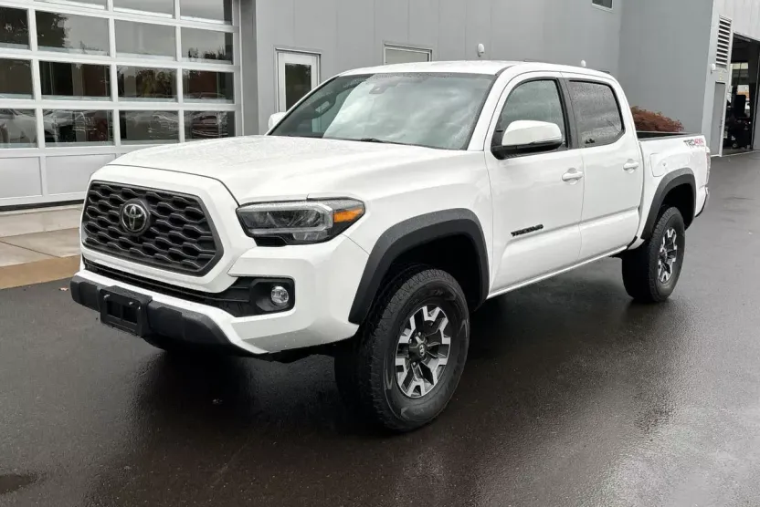 2020 Toyota Tacoma TRD V6 photo 1