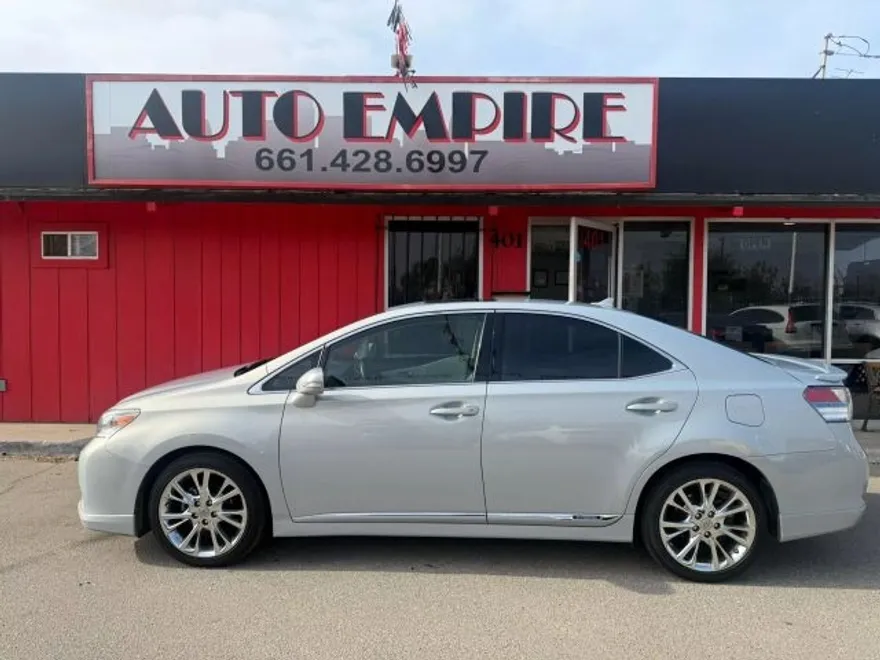 2010 Lexus HS 250h photo 1