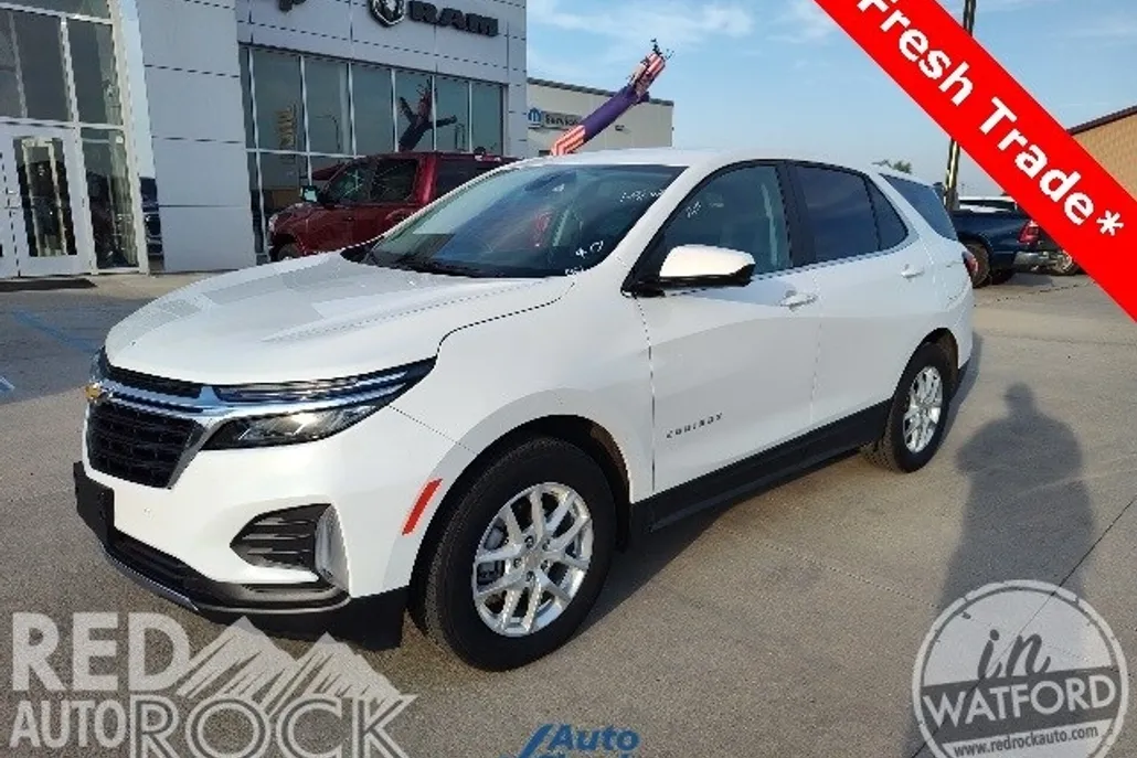 2024 Chevrolet Equinox LT photo 1