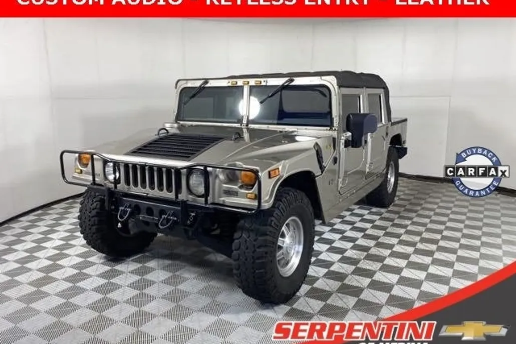 2003 Hummer H1 1 1/4 ton photo 1