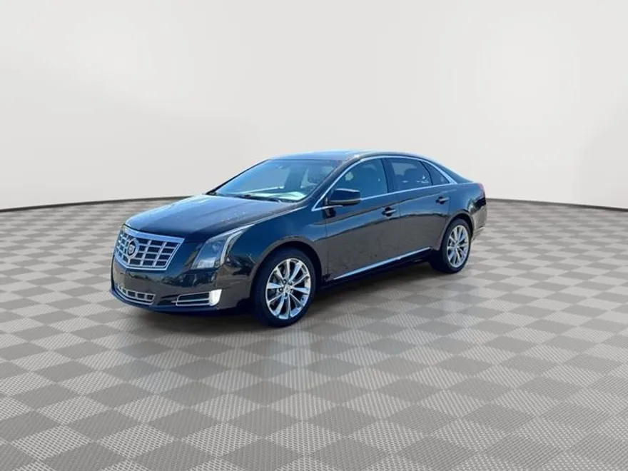 2013 Cadillac XTS Luxury photo 1