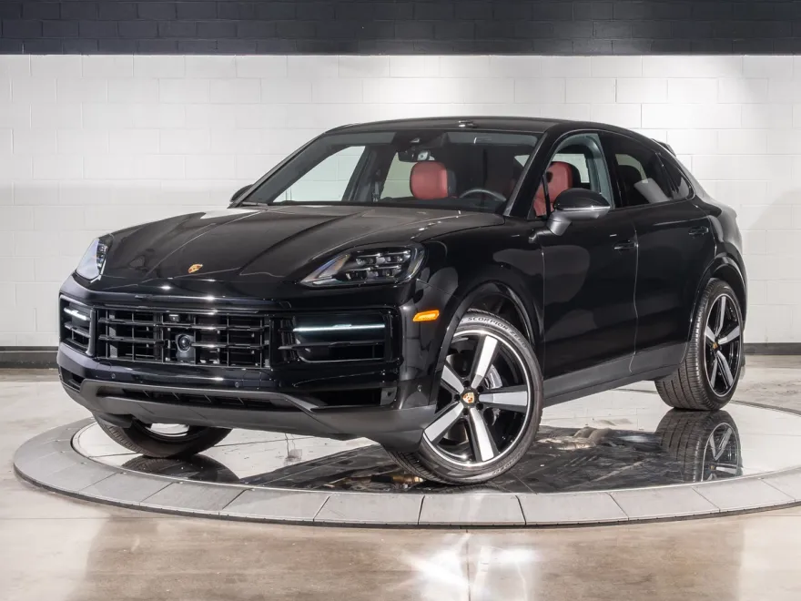 2024 Porsche Cayenne Coupe S photo 1